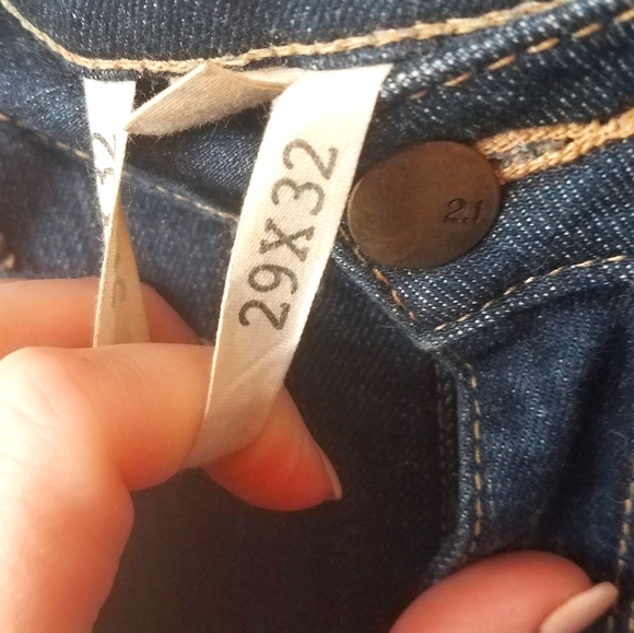 4/$12💞F21 29x32 Jeans - Picture 2 of 9